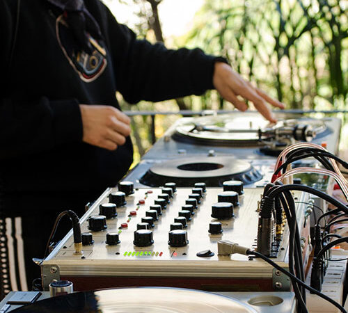 dj