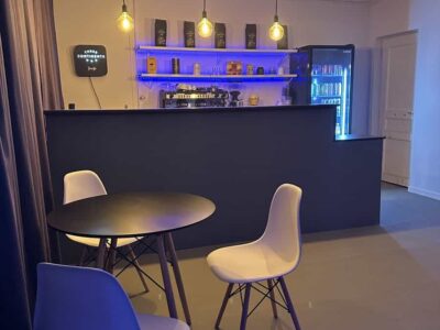 IMG a97de0a96e85fa4f4e39a8e164772ae0 V