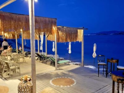 IMG cafcd2f585410dda0cd1a59f8a3fa1f3 V (Medium)