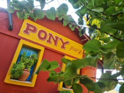 IMG b812708f6885fe8008fc1a6308420bd1 V